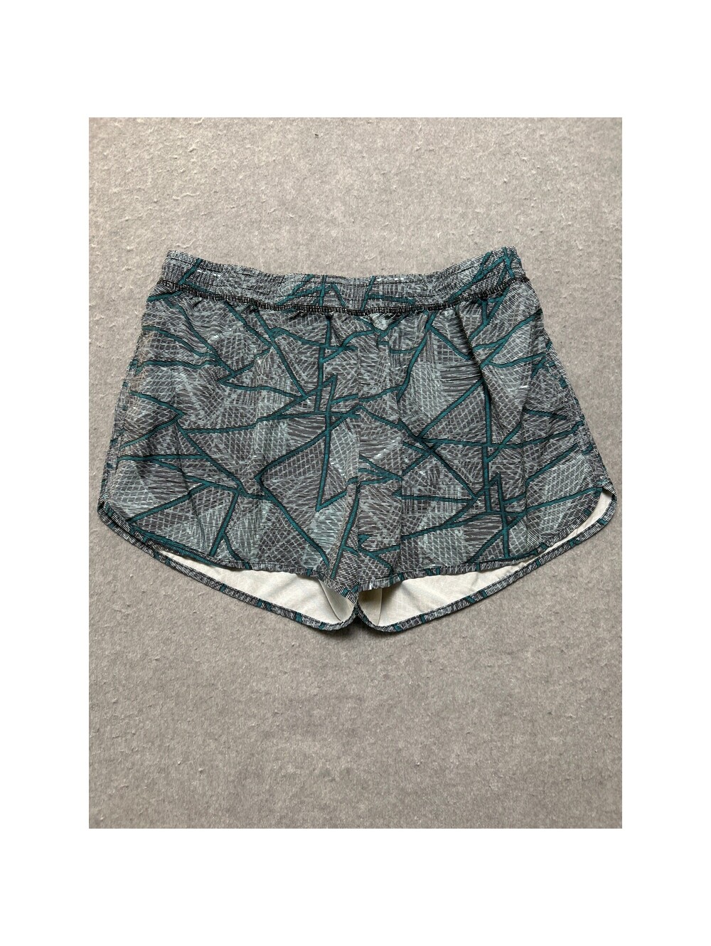 C9 Champion Women's XL Running Shorts Geometric Teal Black Lined 3.5"